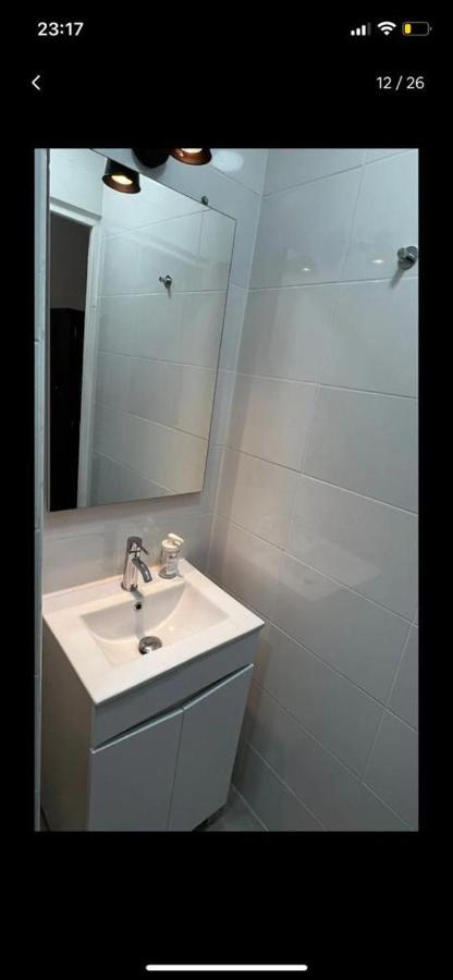 Apartamento Conde Do Redondo Lisbon Luaran gambar