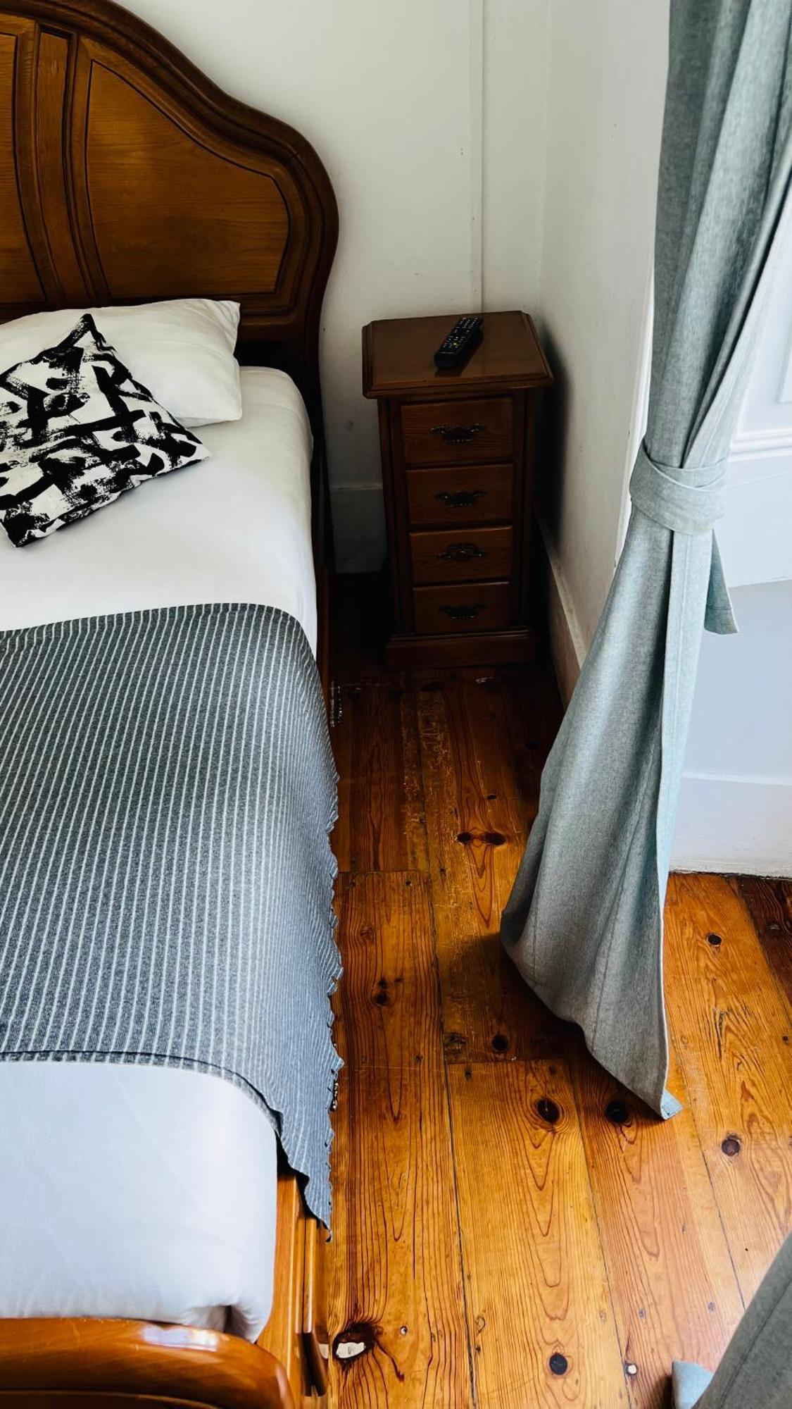 Apartamento Conde Do Redondo Lisbon Luaran gambar